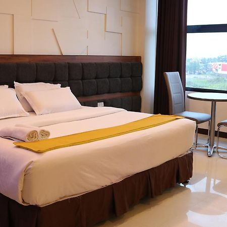 Amaris Suites Butuan City Εξωτερικό φωτογραφία