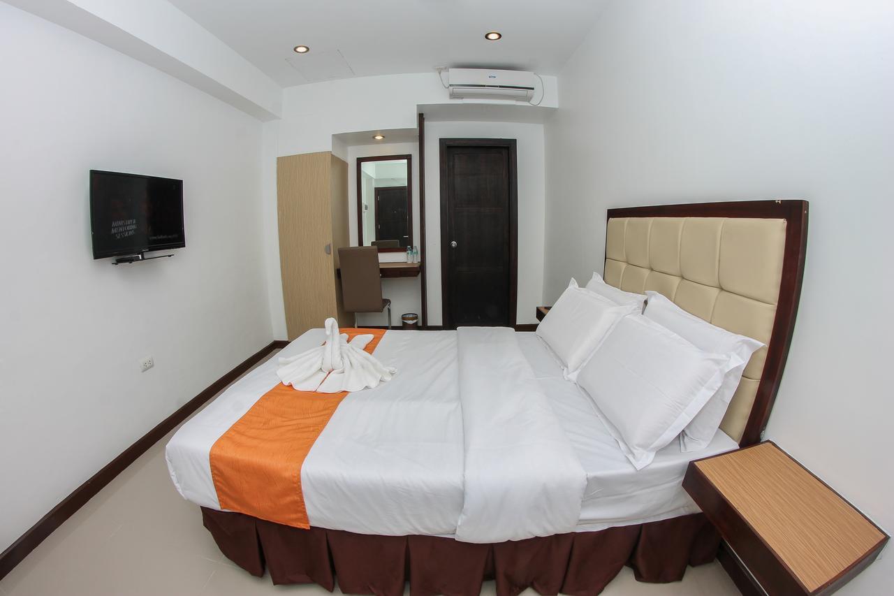 Amaris Suites Butuan City Εξωτερικό φωτογραφία