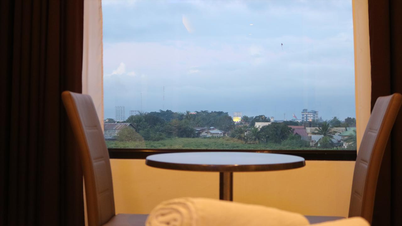Amaris Suites Butuan City Εξωτερικό φωτογραφία